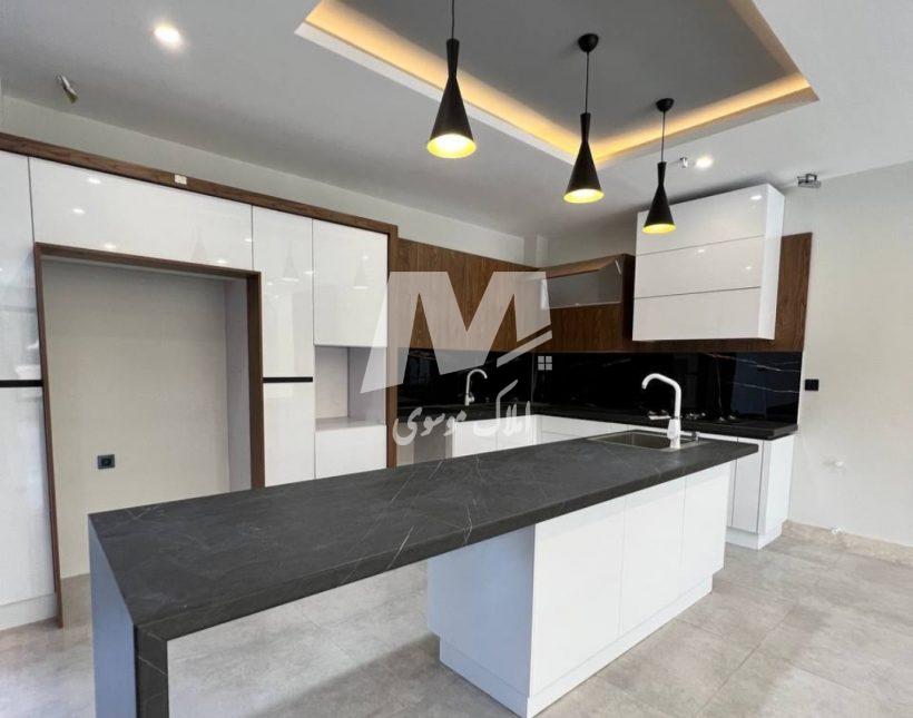 خرید ویلا امیرآباد چمستان ۳۰۰ متری تریبلکس مدرن استخردار | ۳۰۰ متر