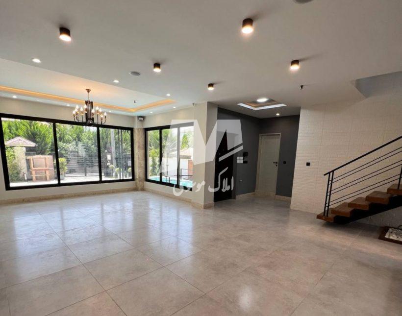 خرید ویلا امیرآباد چمستان ۳۰۰ متری تریبلکس مدرن استخردار | ۳۰۰ متر