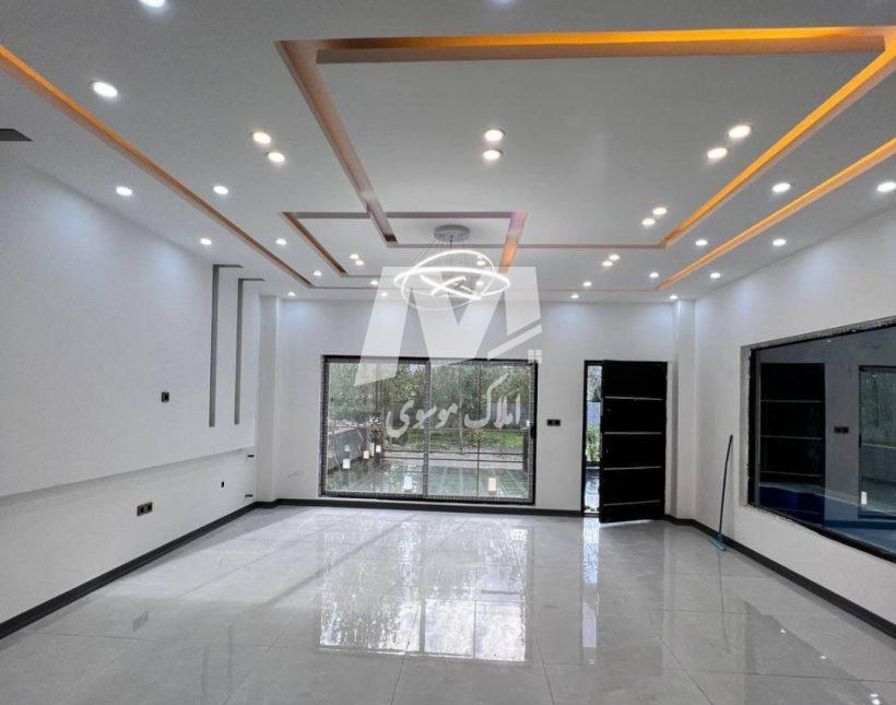 خرید ویلا در نور ۳۰۰ متری مدرن استخردار شهرک برند جنگلی | ۲۵۰ متر