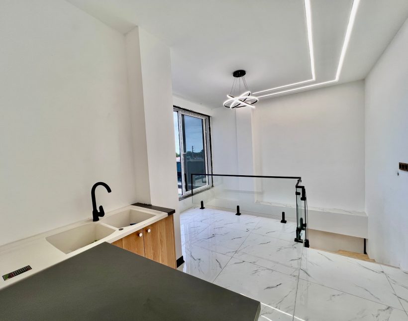 خرید ویلا تریبلکس ۱۵۰ متری آمل سایچ محله | ۱۵۰ متر