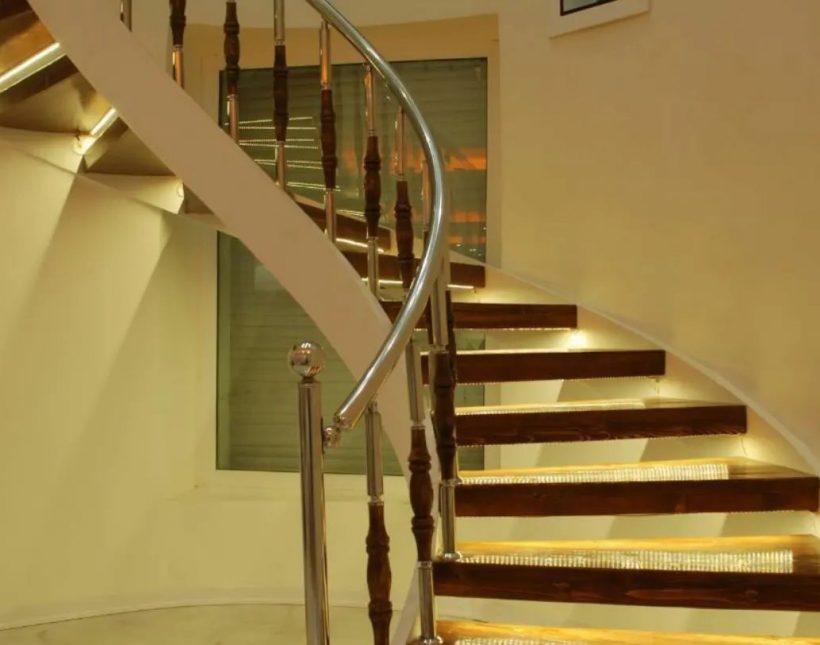 خرید ویلا تریبلکس هوشمند در ونوش رویان | ۷۰۰ متر