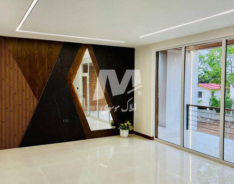 خرید ویلا تریبلکس ۳۷۰ متری نزدیک دریا و جنگل چمستان باریکلا | ۳۷۰ متر