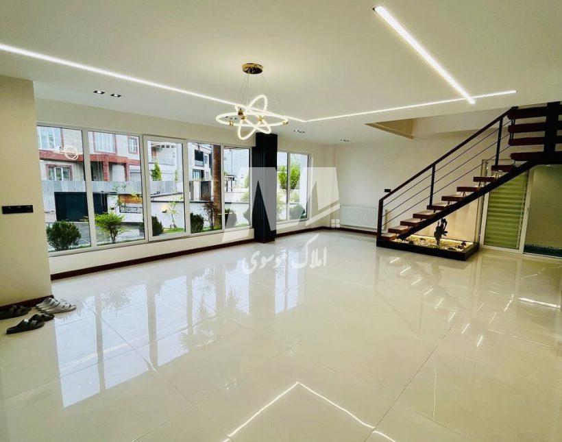 خرید ویلا تریبلکس ۳۷۰ متری نزدیک دریا و جنگل چمستان باریکلا | ۳۷۰ متر