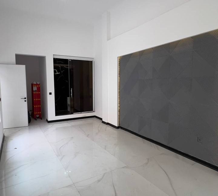 خرید ویلای دوبلکس شهرک تکمیل ساخت در نعمت‌آباد چمستان | ۲۵۰ متر