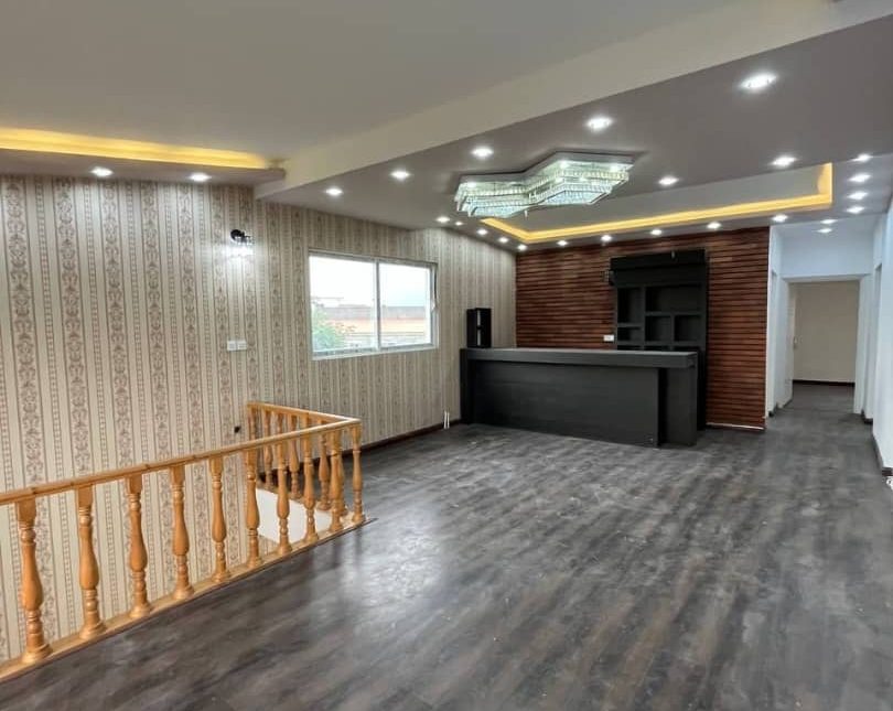 خرید ویلا تریبلکس اسخردار سونا جکوزی 1300 متری | 1300 متر