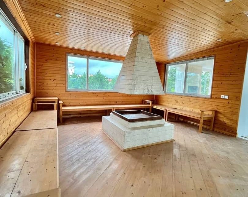 خرید ویلا تریبلکس اسخردار سونا جکوزی 1300 متری | 1300 متر