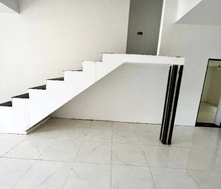 خرید ویلا استخردار 3خواب 400 متری جاده کلوده چمستان | 400 متر