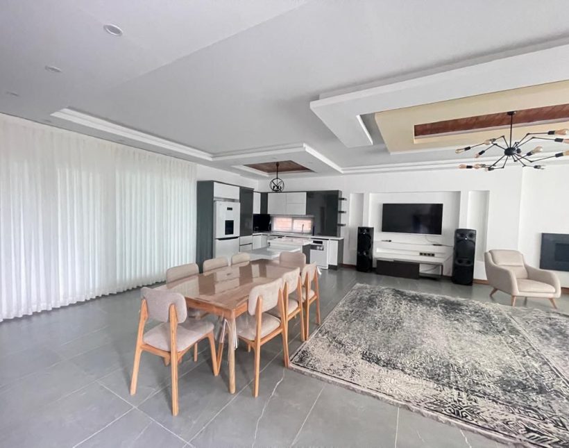 خرید ویلا دوبلکس نما مدرن استخردار سند تک برگ 370 متری | 370 متر