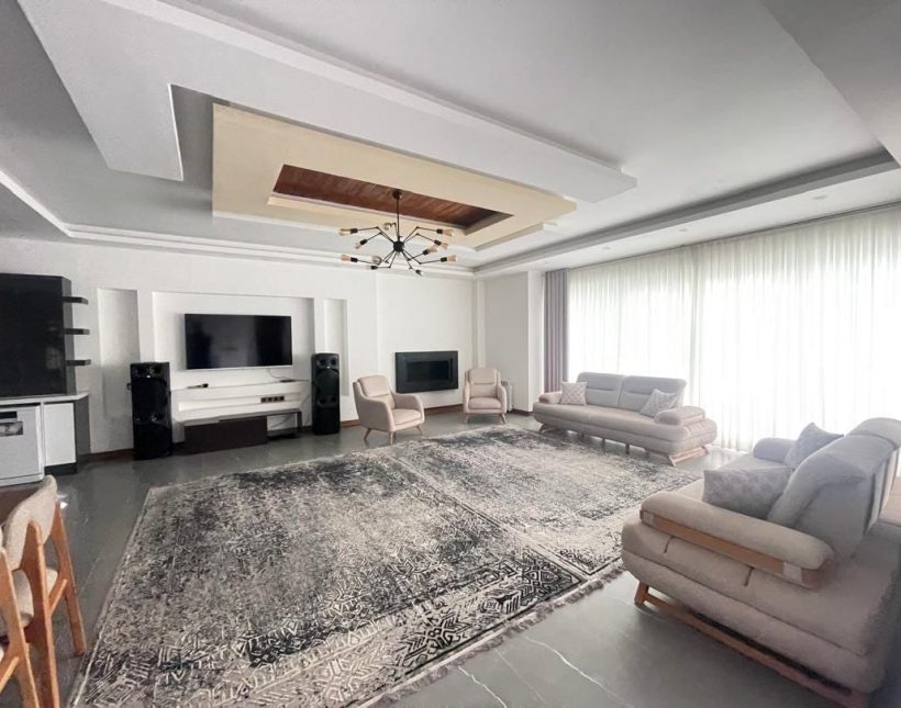 خرید ویلا دوبلکس نما مدرن استخردار سند تک برگ 370 متری | 370 متر