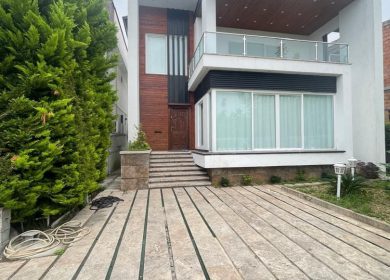 خرید ویلا دوبلکس نما مدرن استخردار سند تک برگ 370 متری | 370 متر