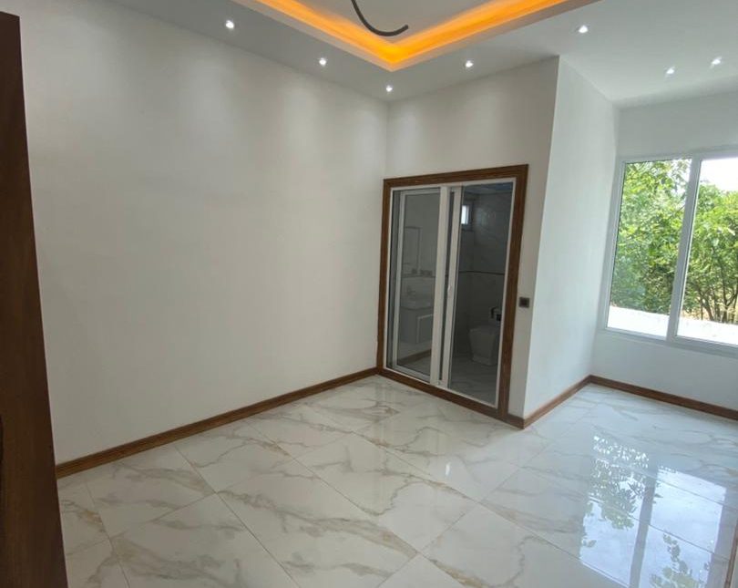 خرید ویلا دوبلکس نما مدرن استخر دار روف ویو جنگلی | 260 متر