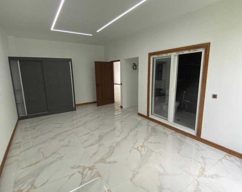 خرید ویلا دوبلکس نما مدرن استخر دار روف ویو جنگلی | 260 متر