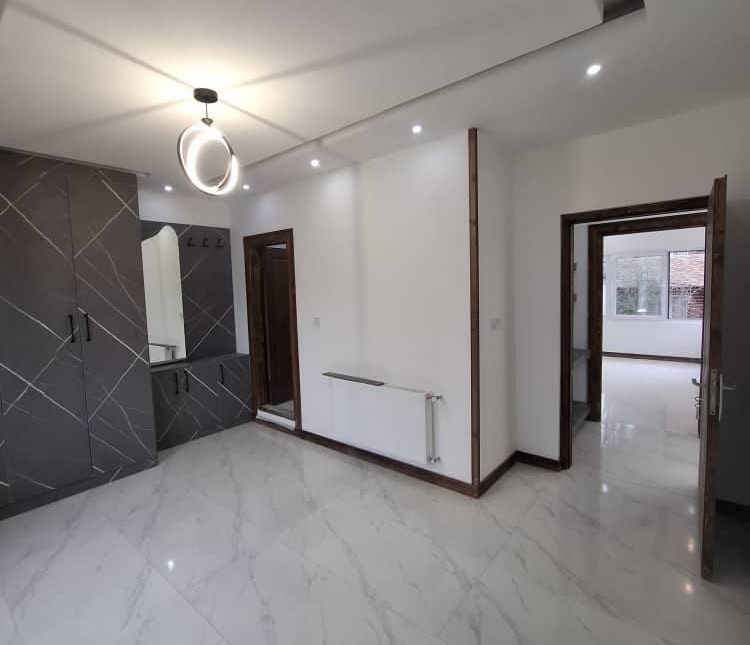 خرید ویلا دوبلکس نما مدرن کامل روف با ویو جنگلی 300 متری ونوش نوشهر | 200 متر