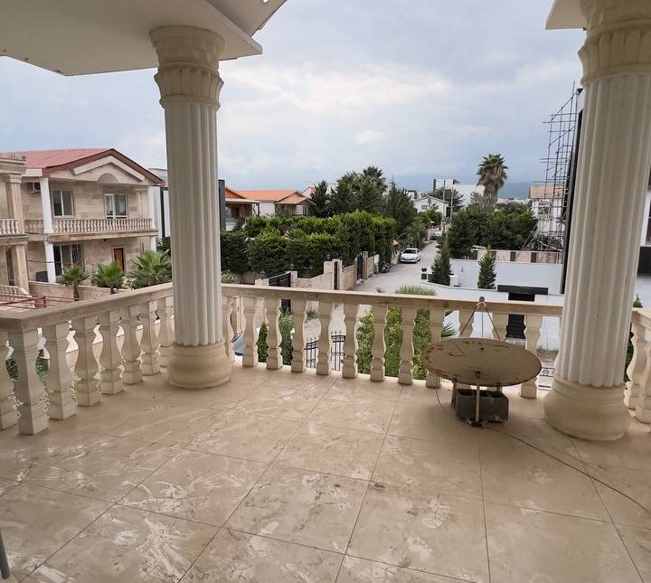 خرید ویلا دوبلکس شیک خوش ساخت فول فرنیش 240 متری | 220 متر