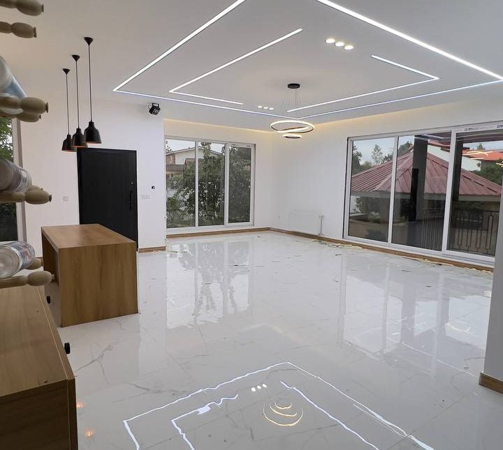 خرید ویلا باغ سه خواب سند شش دانگ 700 متری نور | 700 متر