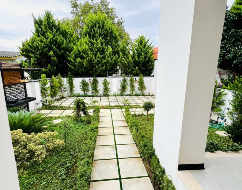 خرید ویلا تریپلکس استخر دار سند تک برگ 320متری | 250 متر