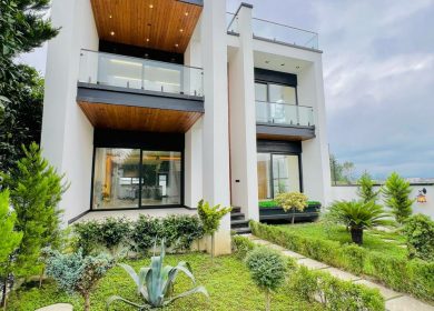 خرید ویلا تریپلکس استخر دار سند تک برگ 320متری | 250 متر