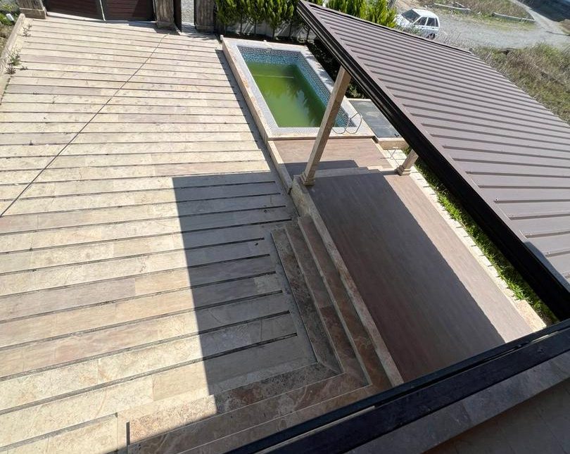 خرید ویلا دوبلکس استخر دار نوساز سند تک برگ 455متری عالم کلا نوشهر | 455 متر