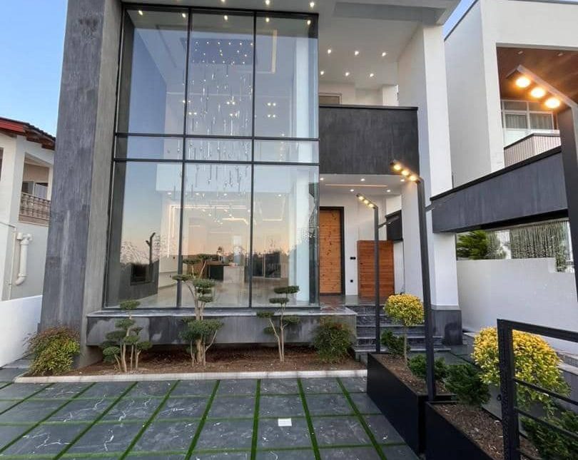 خرید ویلای مدرن ۴۰۰ متری سند دار دامنه جنگل نارنج بن نوشهر | ۲۷۰ متر