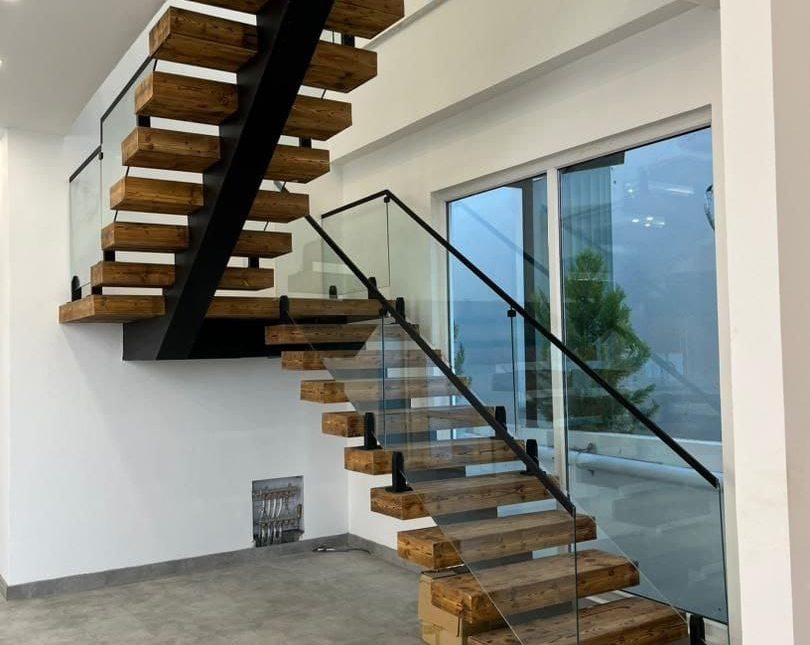 خرید ویلای مدرن ۴۰۰ متری سند دار دامنه جنگل نارنج بن نوشهر | ۲۷۰ متر