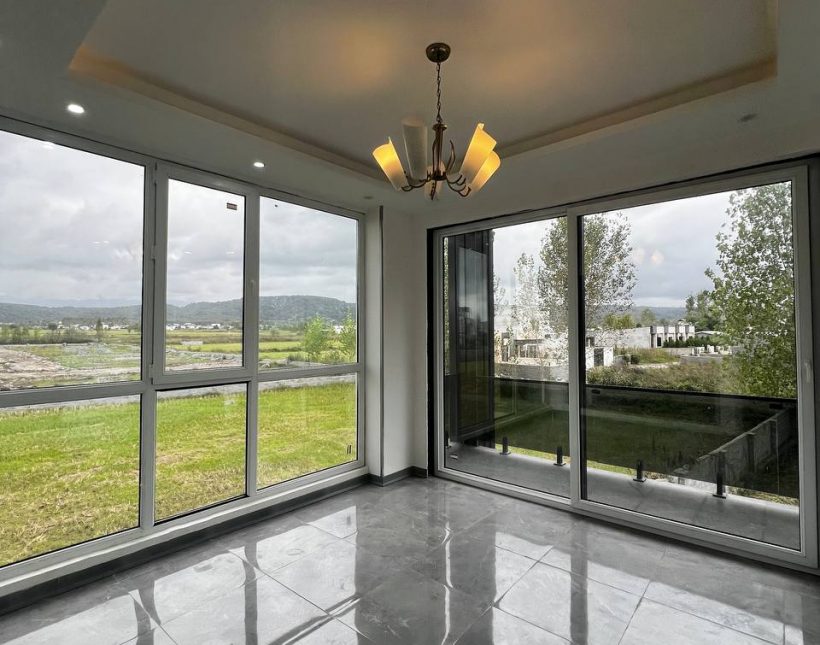 فروش ویلا لاکچری شیک و مدرن استخر دار چمستان | ۳۰۰ متر