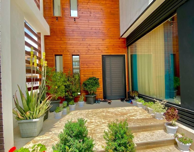 فروش ویلا مدرن با نمایی دل انگیز شهرکی سعادت آباد | ۵۰۰ متر