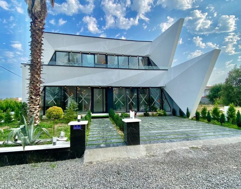 فروش ویلا مدرن لاکچری ۴۰۰ متر بنا آپادانا | ۳۵۰ متر