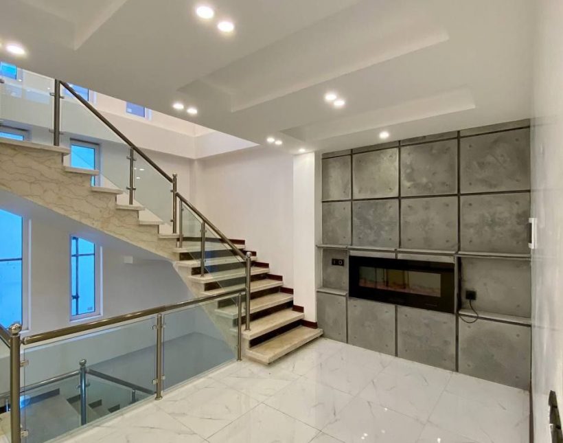 خرید ویلا لوکس لاکچری استخر دار۴۵۰ متر بنا میرنا | ۳۰۰ متر