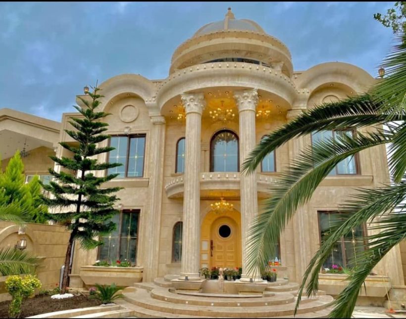 فروش ویلا کاخ سوپر لاکچری ۶۵۰ متر بنا چمستان | ۵۵۰ متر