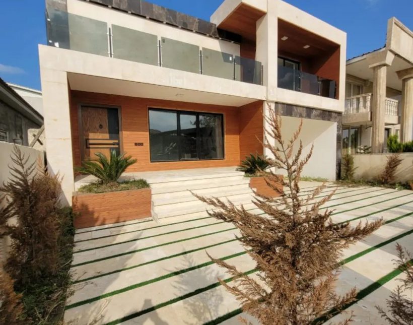 فروش ویلا مدرن لاکچری ۱۷۵ متر بنا چمستان | ۲۴۰ متر