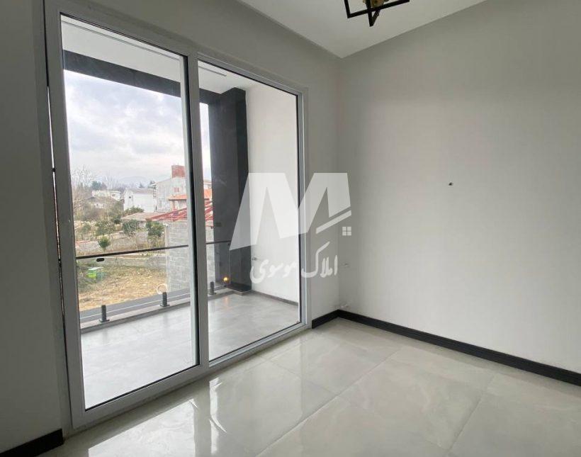 فروش ویلا باغ ۶۰۰ متری سند دار مدرن رویان | ۶۰۰ متر