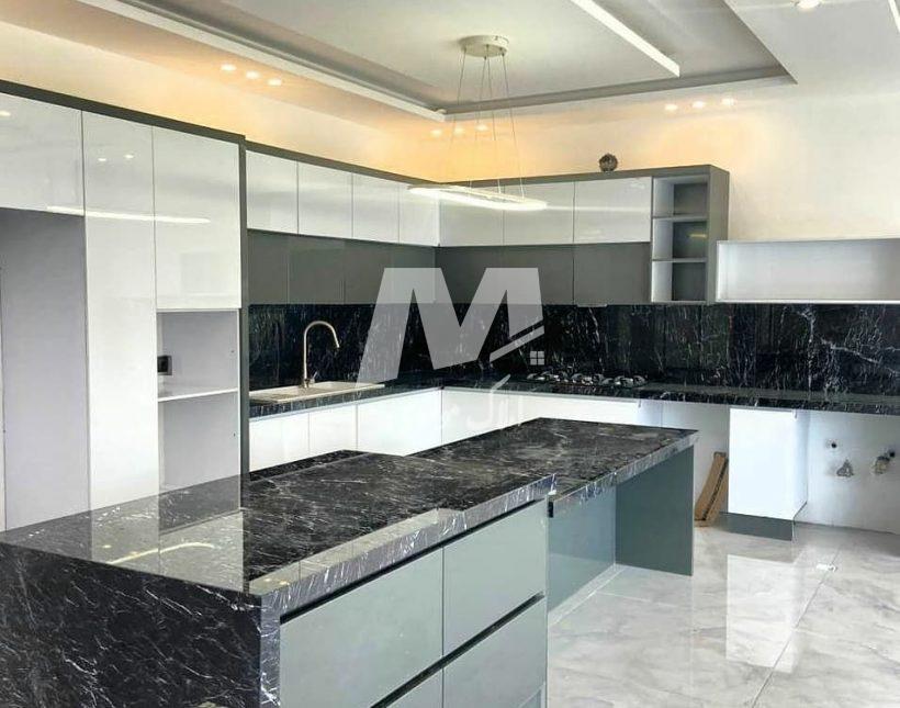 خرید ویلا ۴۳۰ متری با استخر با ویوی ابدی ونوش رویان | ۴۳۰ متر