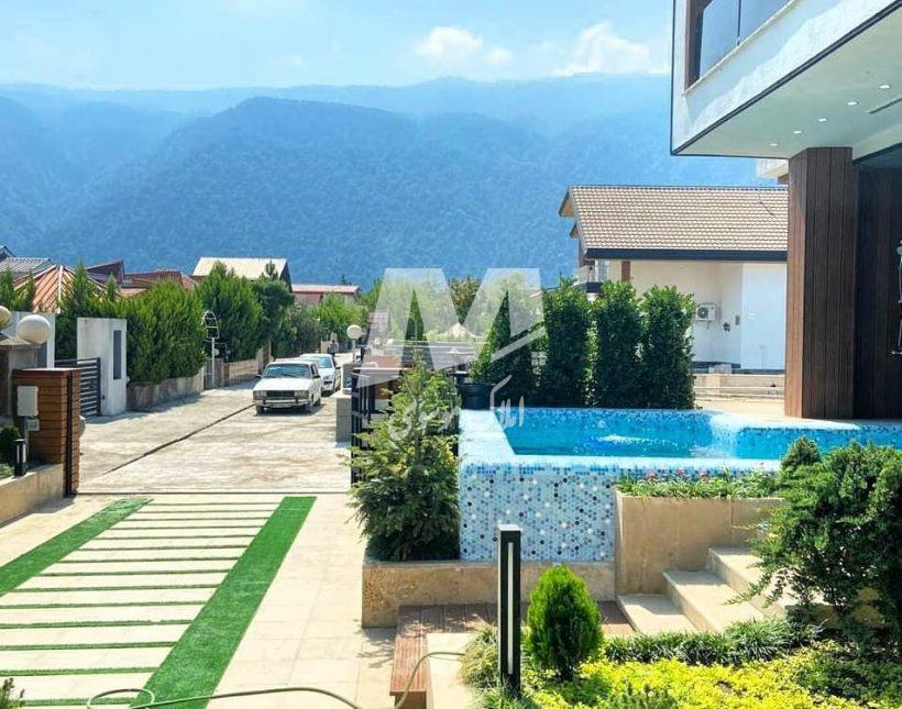 خرید ویلا ۴۳۰ متری با استخر با ویوی ابدی ونوش رویان | ۴۳۰ متر