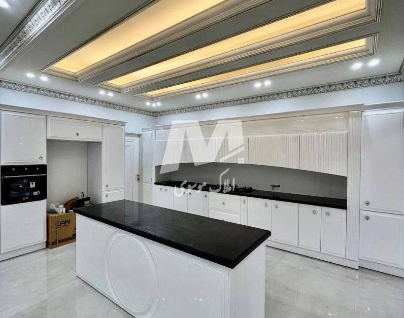 فروش کاخ ویلا ۷۰۰ متری در شهرک سعادت‌آباد چمستان | ۷۰۰ متر