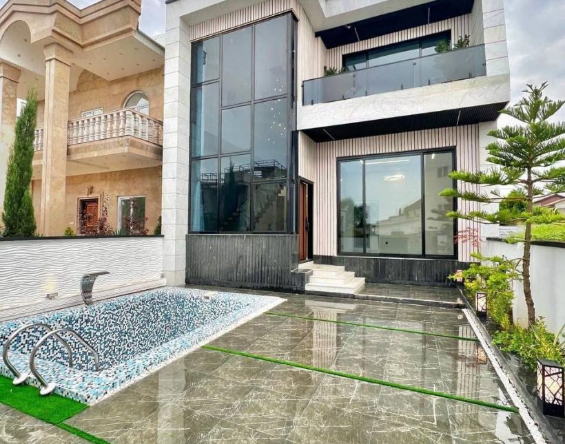 خرید ویلا نما مدرن استخر دار در بلویج چمستان | ۲۸۰ متر