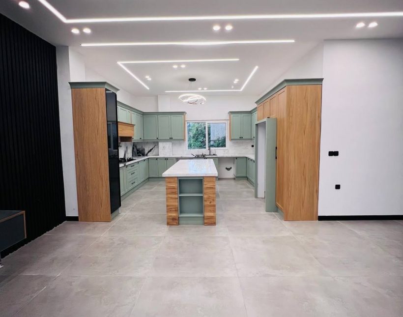 فروش ویلا استخردار مدارک کامل 400 متری منطقه دهکده کتی نوشهر | 350 متر