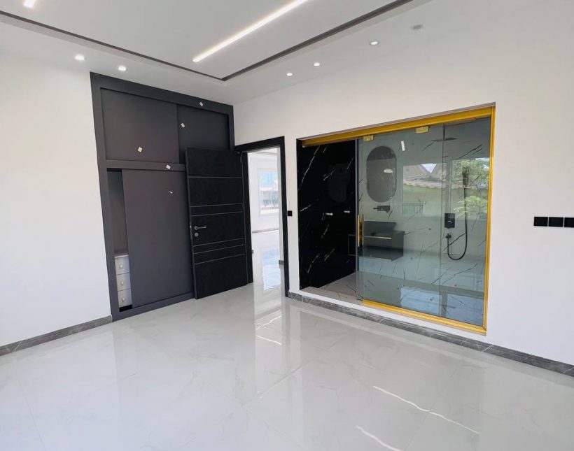 خرید ویلا دوبلکس استخر داخلی منطقه برند سیاهرود رویان | 300 متر