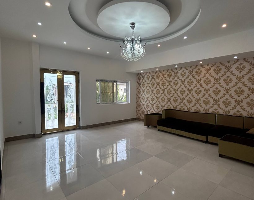 خرید ویلا دوبلکس لوکس در بهدشت بالادست ۳ خواب مستر | ۲۲۰ متر