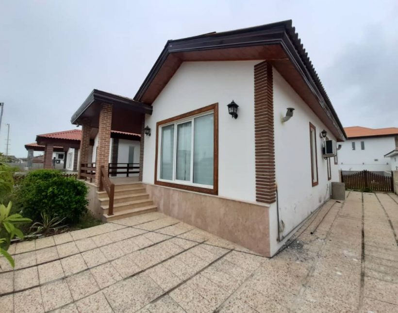 فروش ویلای شهرکی جنگلی در رویان سند دار فول امکانات | 285 متر