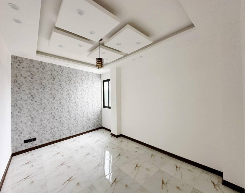 خرید ویلای ۵۰۰ متری مدرن شهرکی در جوربند چمستان | ۵۰۰ متر