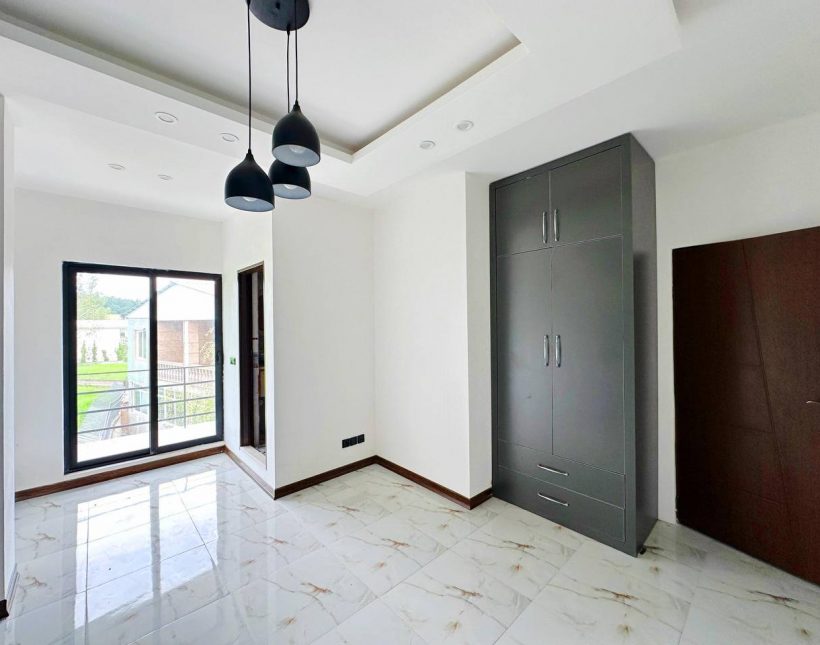 خرید ویلای ۵۰۰ متری مدرن شهرکی در جوربند چمستان | ۵۰۰ متر