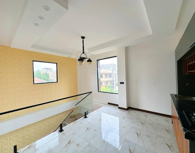 خرید ویلای ۵۰۰ متری مدرن شهرکی در جوربند چمستان | ۵۰۰ متر