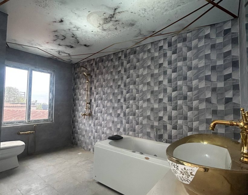 خرید ویلا تریپلکس لوکس با استخر و جکوزی در سعادتآباد | 340 متر