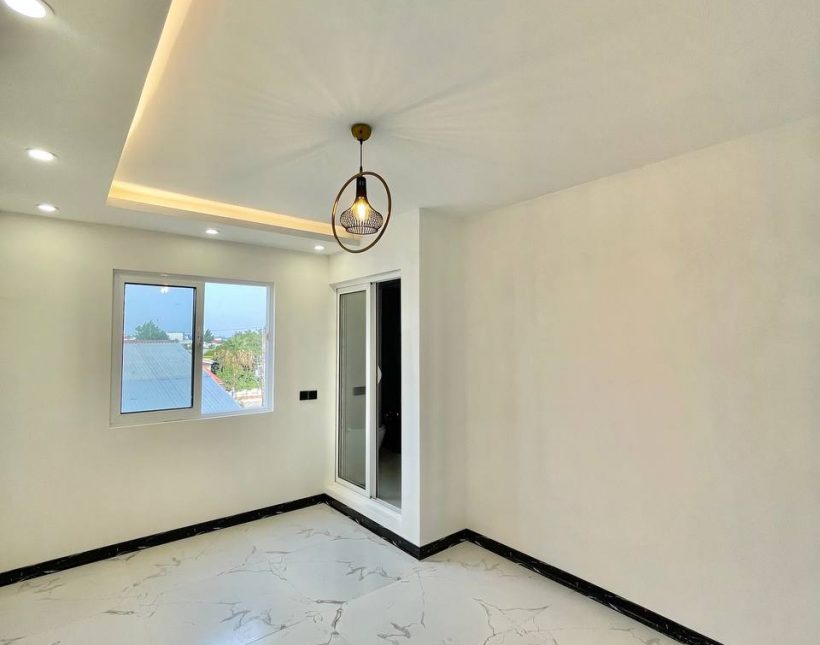 خرید ویلا استخردار شمال معاوضه با خودرو امیرآباد چمستان | ۳۵۰ متر