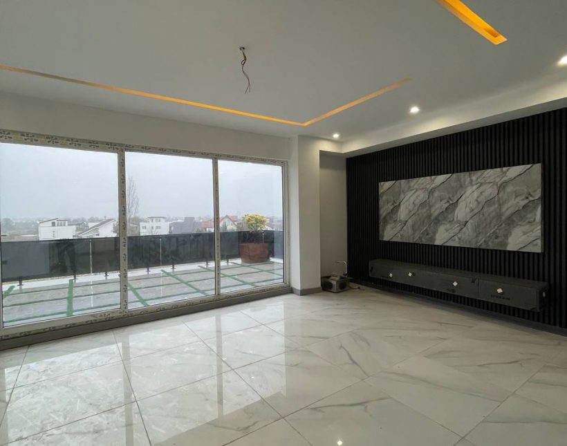 خرید ویلا لوکس استخر‌دار با ویو ابدی جنگل و دریا | ۳۰۰ متر