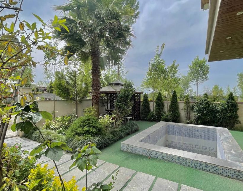 خرید ویلا چمستان نعمت آباد استخردار ۲۵۰ متری سند دار | ۲۵۰ متر