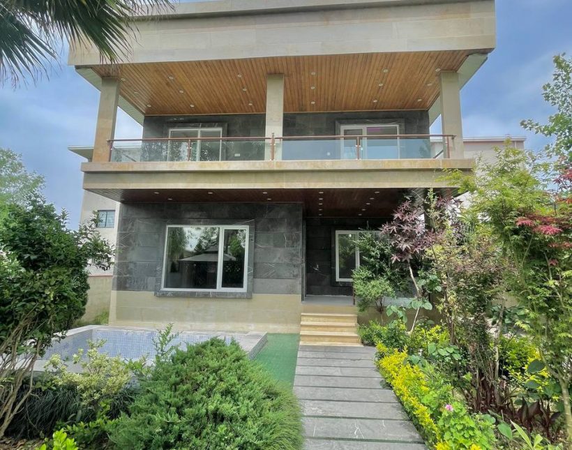 خرید ویلا چمستان نعمت آباد استخردار ۲۵۰ متری سند دار | ۲۵۰ متر