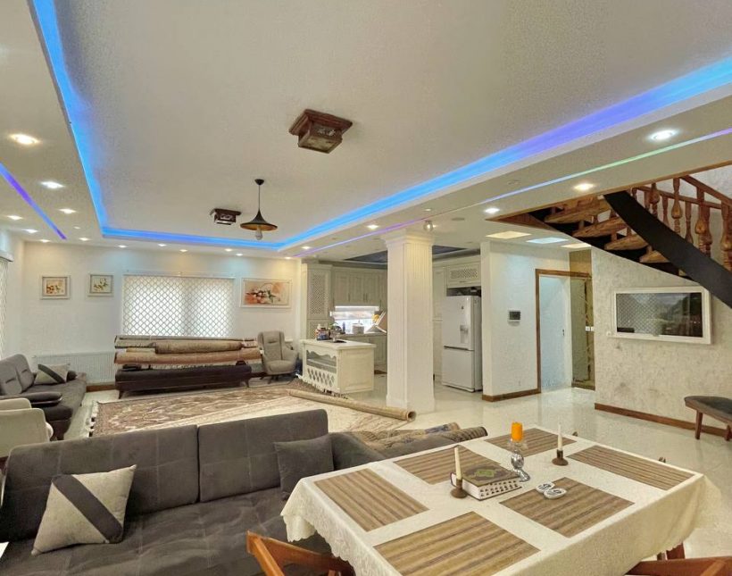 خرید ویلا کاخ نما سنگی ۵۰۰ متری ۴ خوابه همصفا چمستان | ۵۰۰ متر