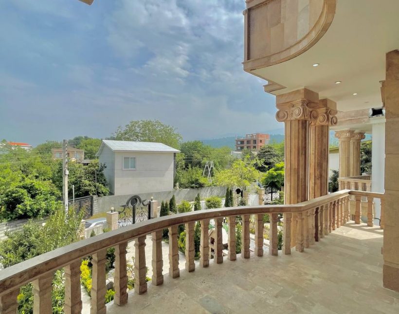 خرید ویلا استخردار شمال کیابسر چمستان معاوضه با خودرو | ۳۰۰ متر