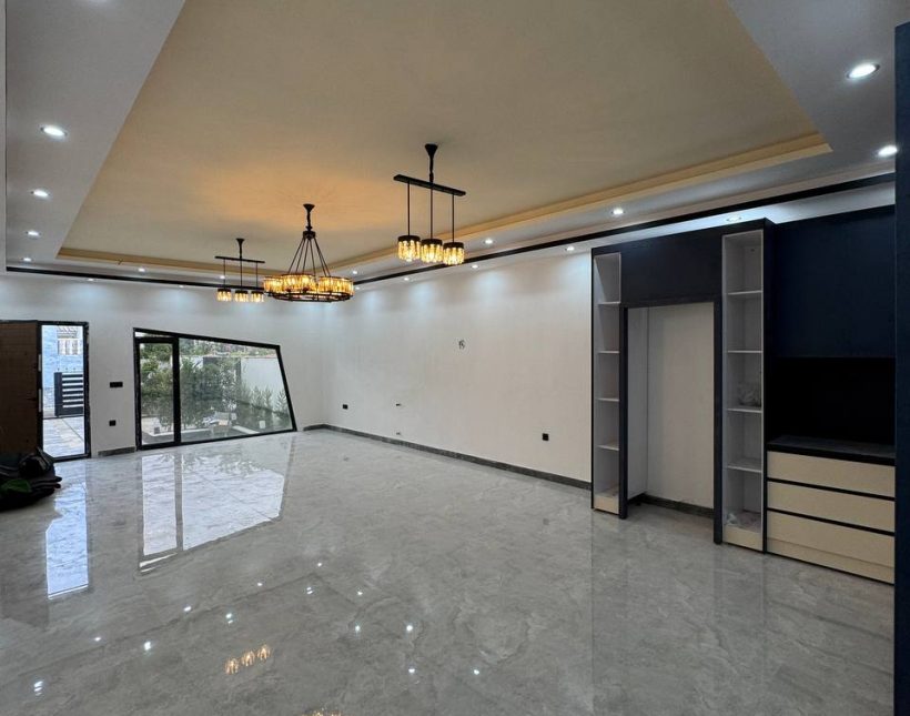 خرید ویلا فلت نما مدرن شهرکی با نگهبانی 24 ساعته | 200 متر